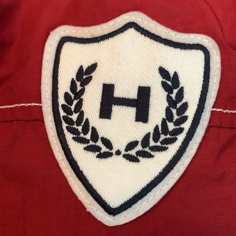 Tommy Hilfiger Jacket with Concealed Hood, size medium. Like Garnet in color - Picture 4 of 16